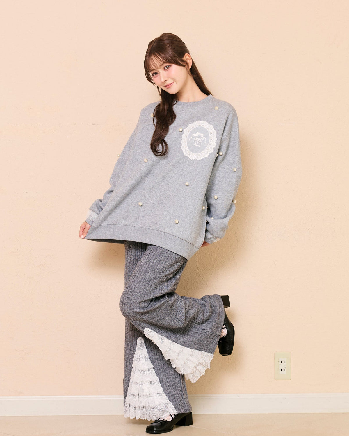 lace slit knit pants