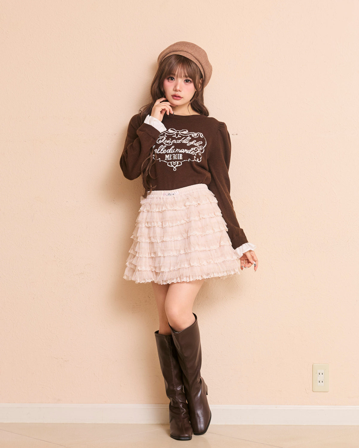 rose lace mini skirt