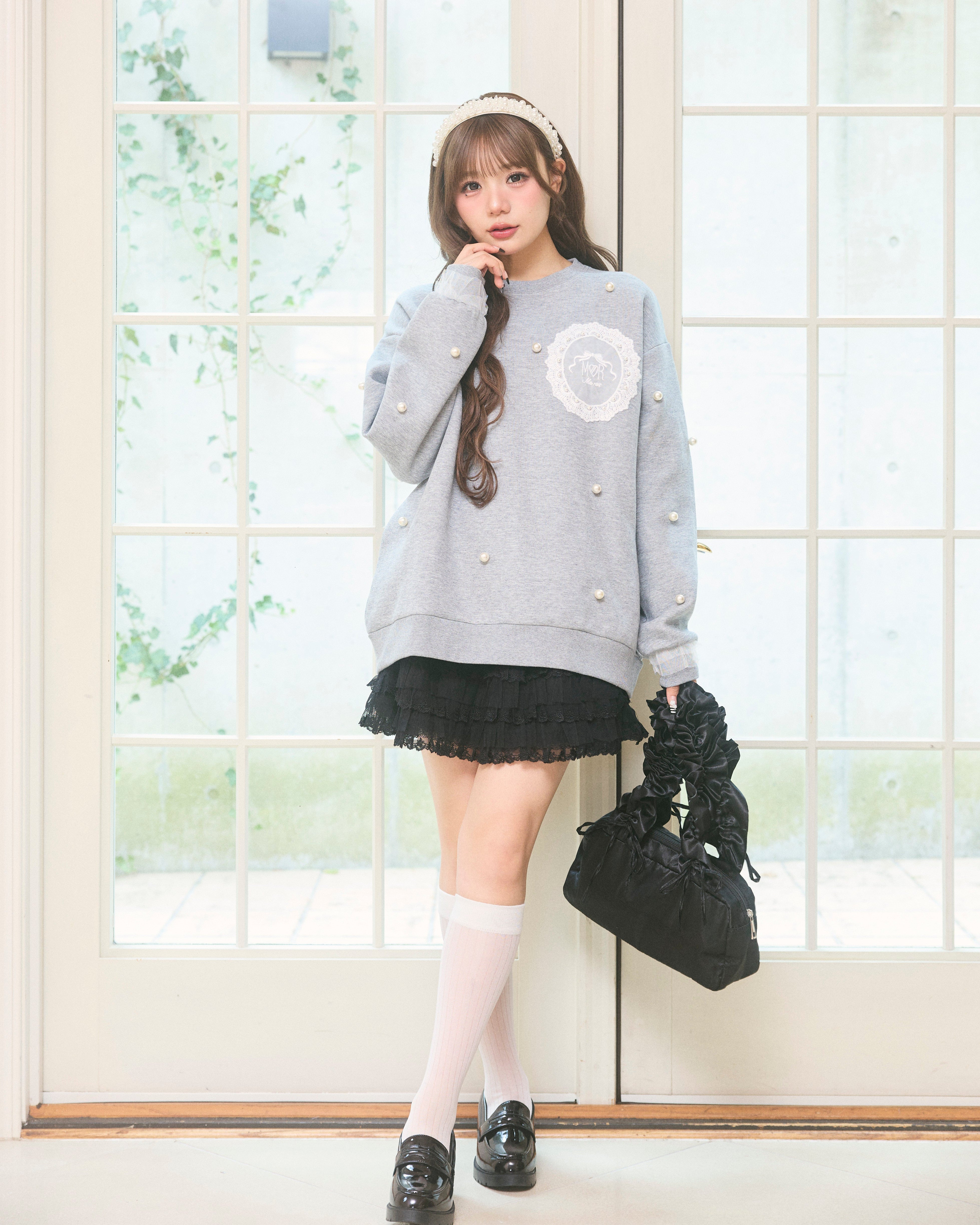 rose lace mini skirt