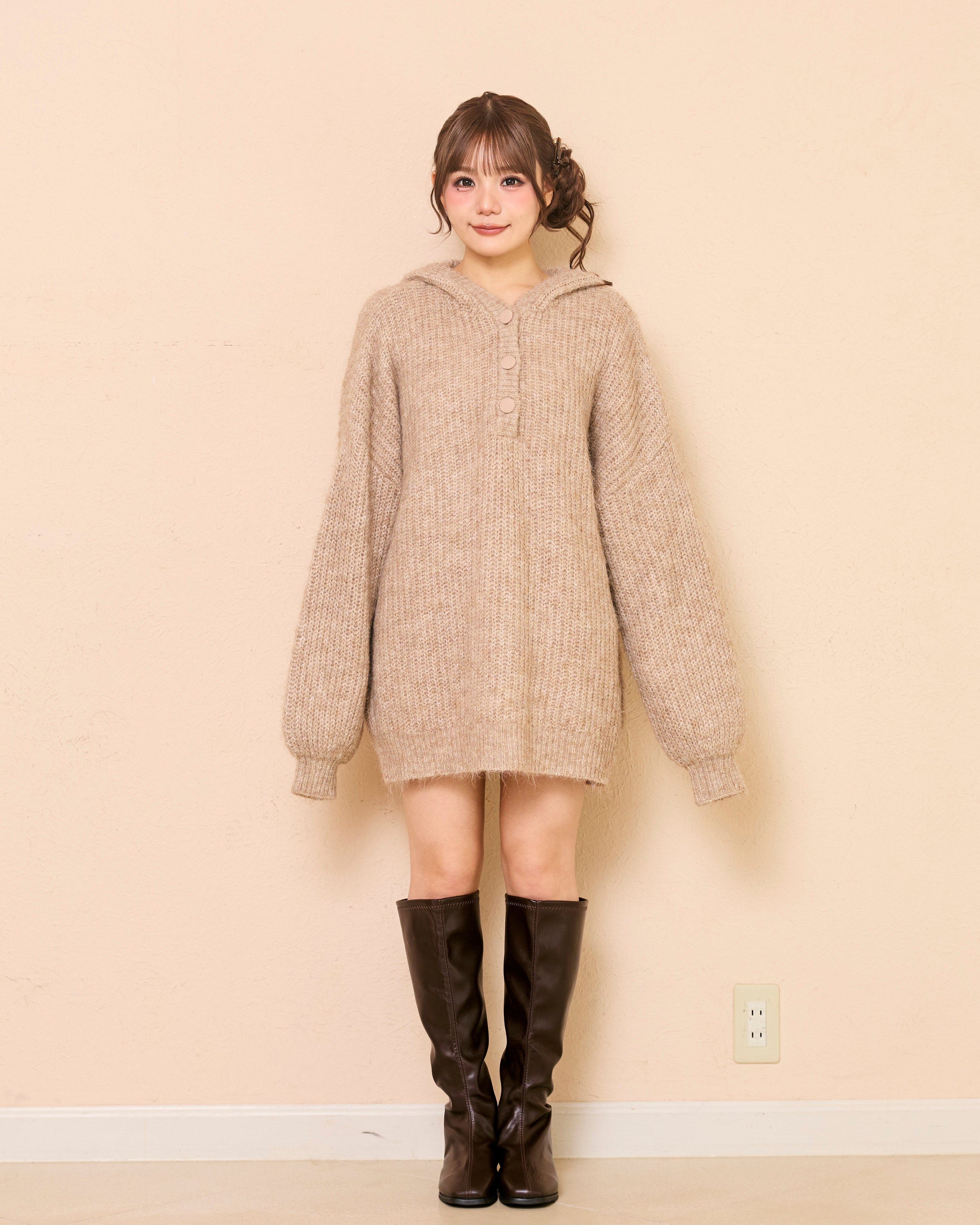 lace tag knit hoodie