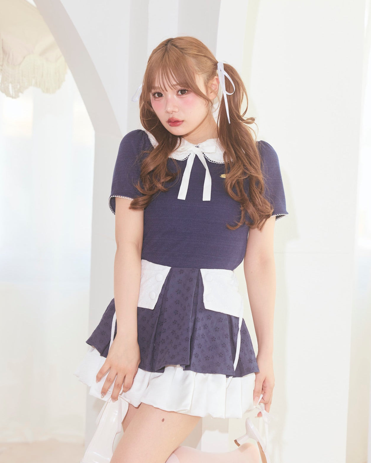 marine round collar knit tops