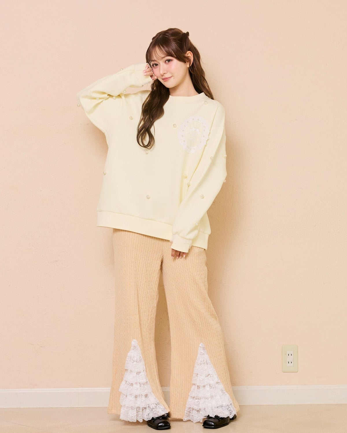 lace slit knit pants