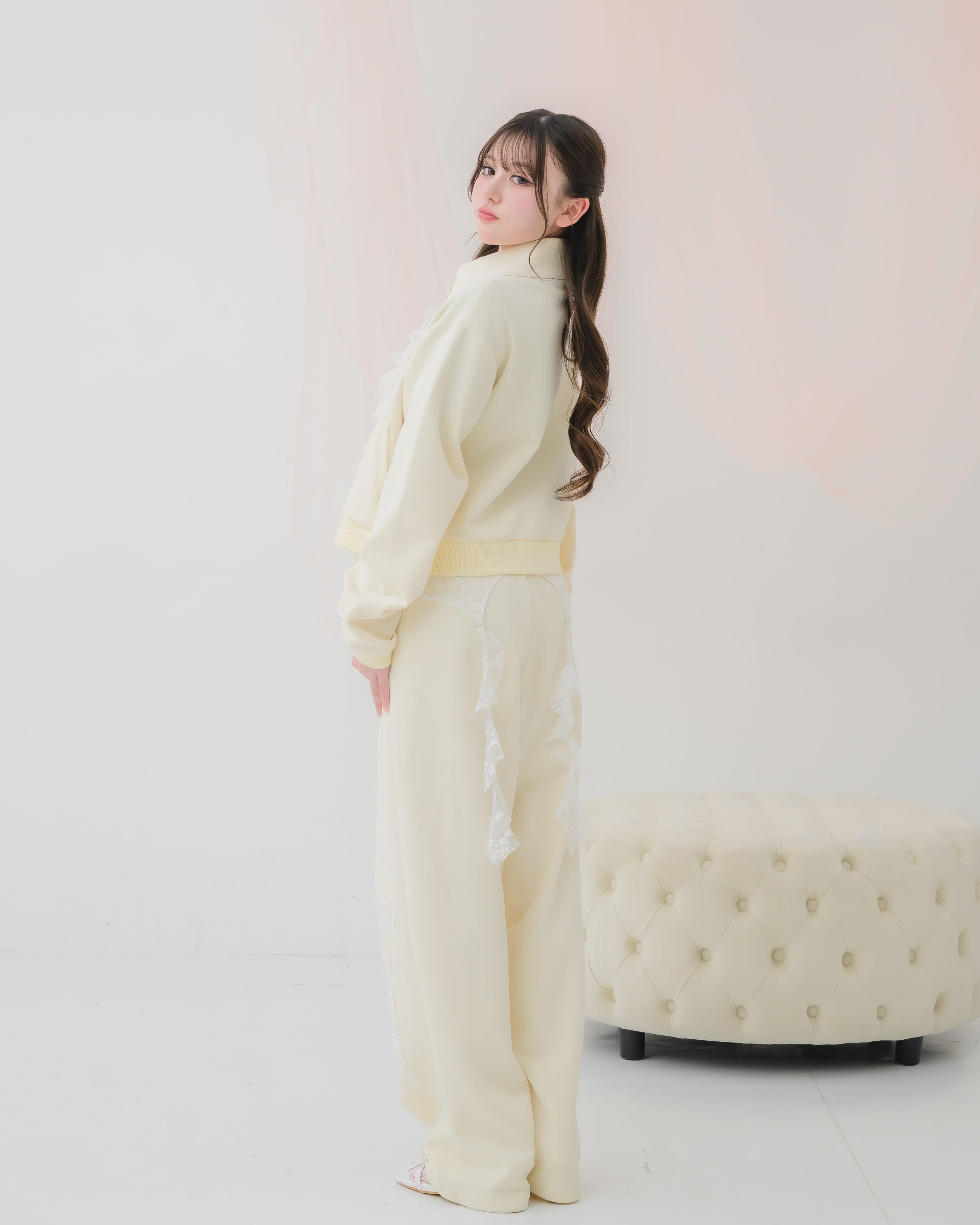 girly french lace zipup