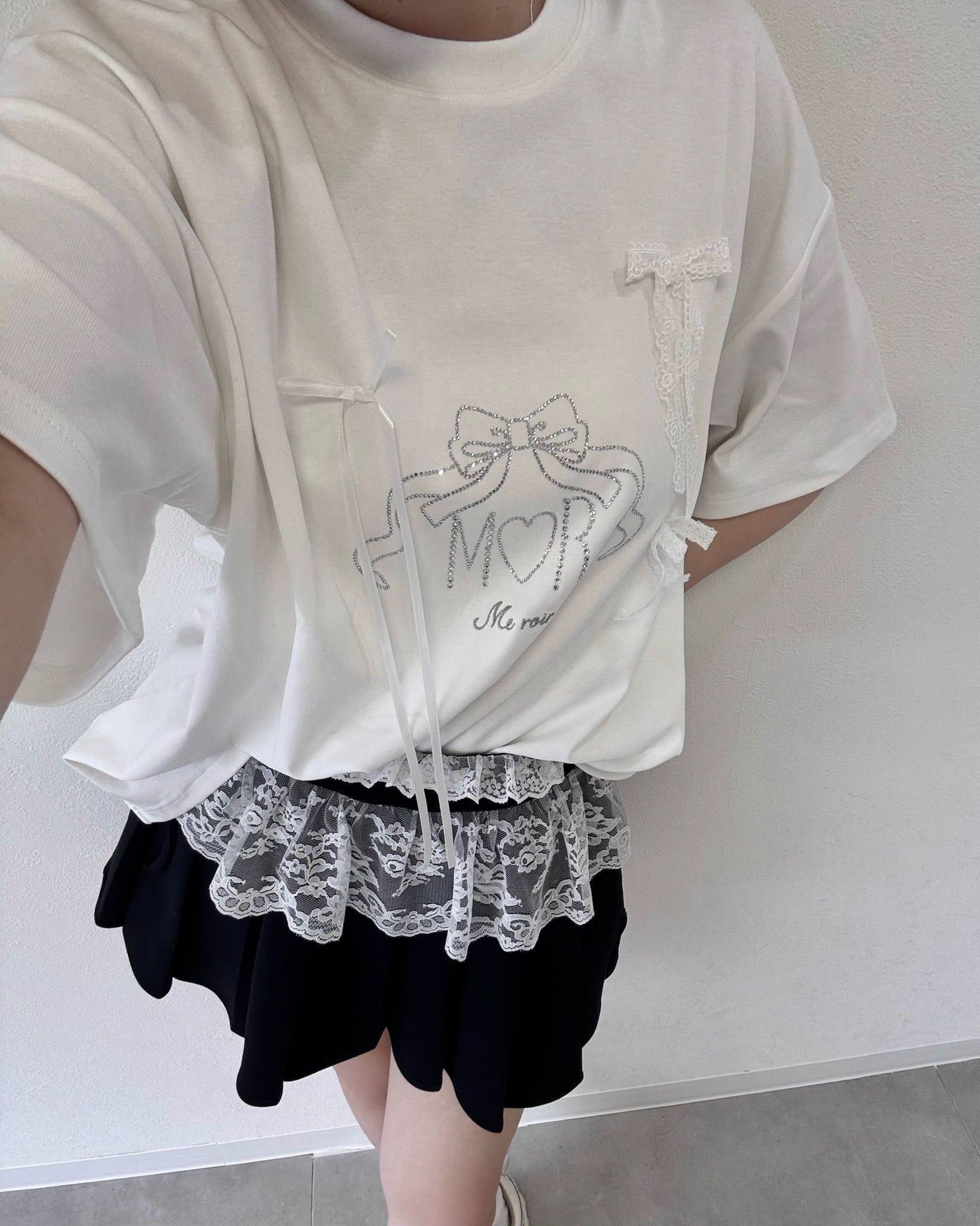 bijou logo ribbon tshirt