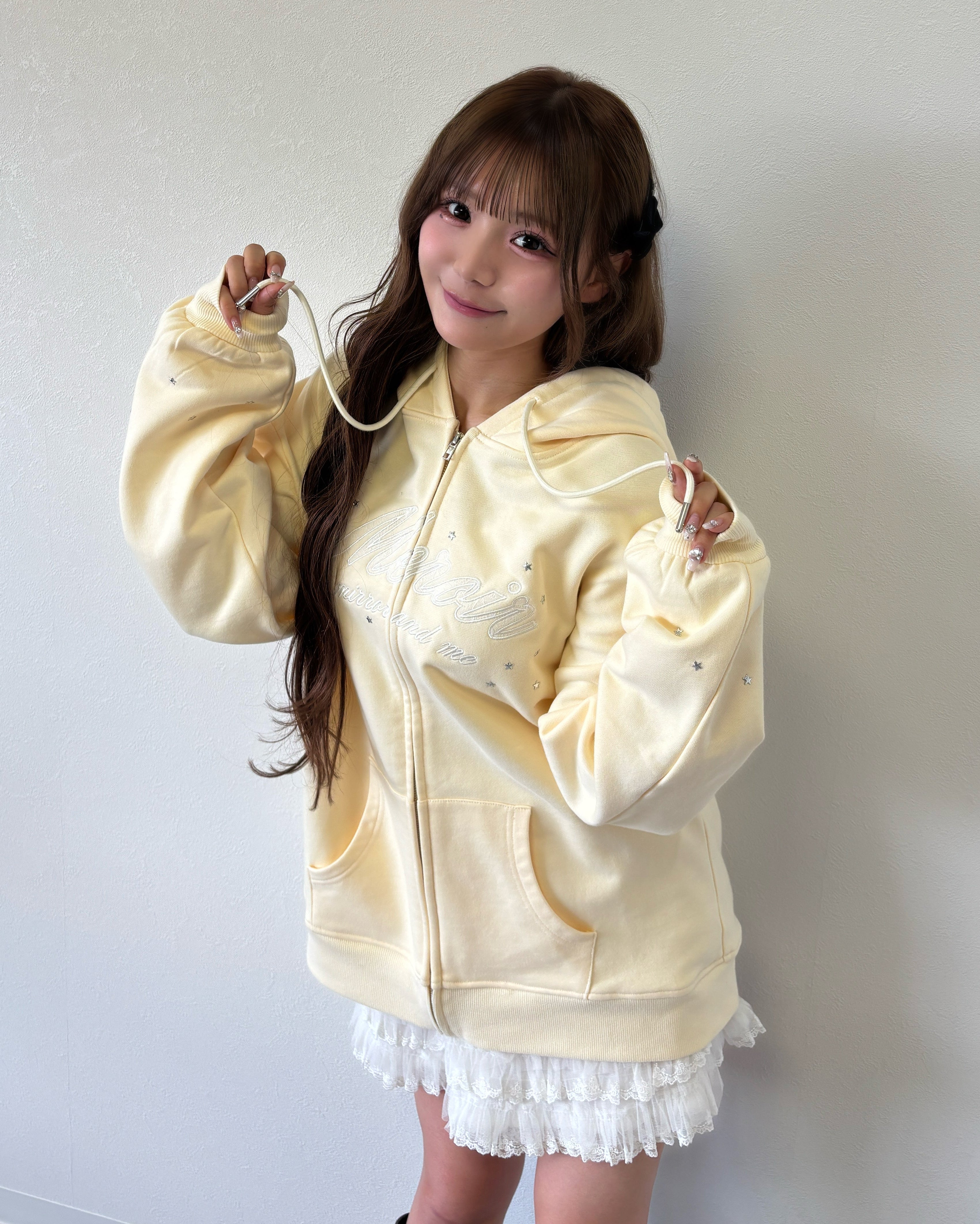 lace logo zipup hoodie