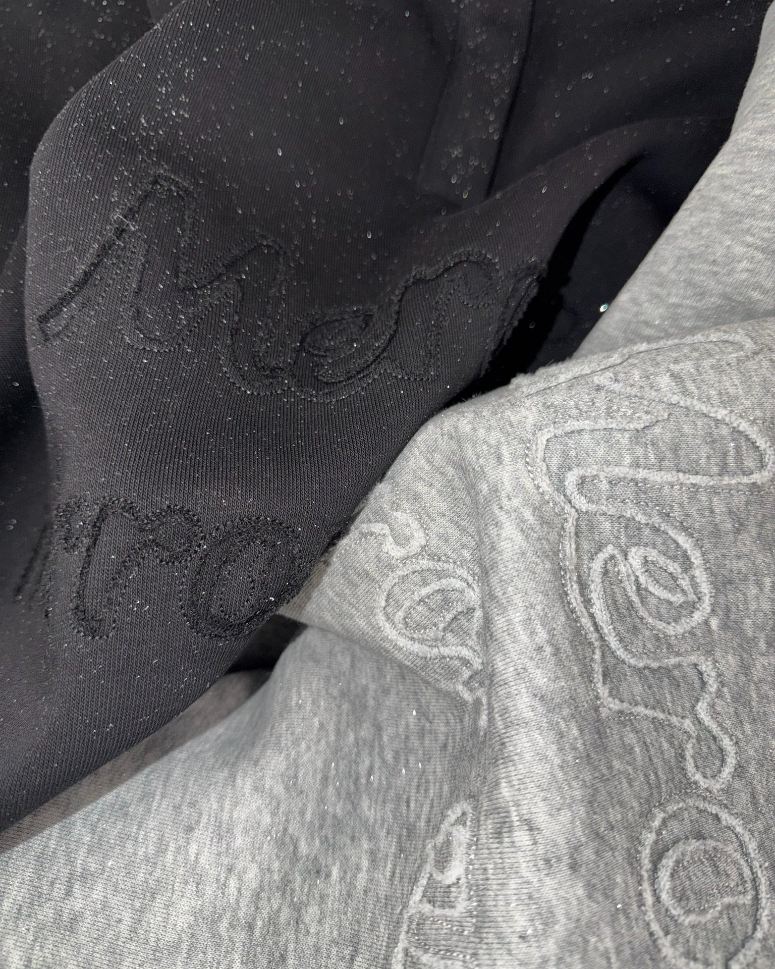 【 予約商品 】logo over sweat