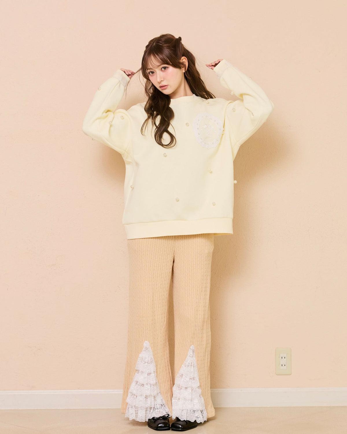 lace slit knit pants