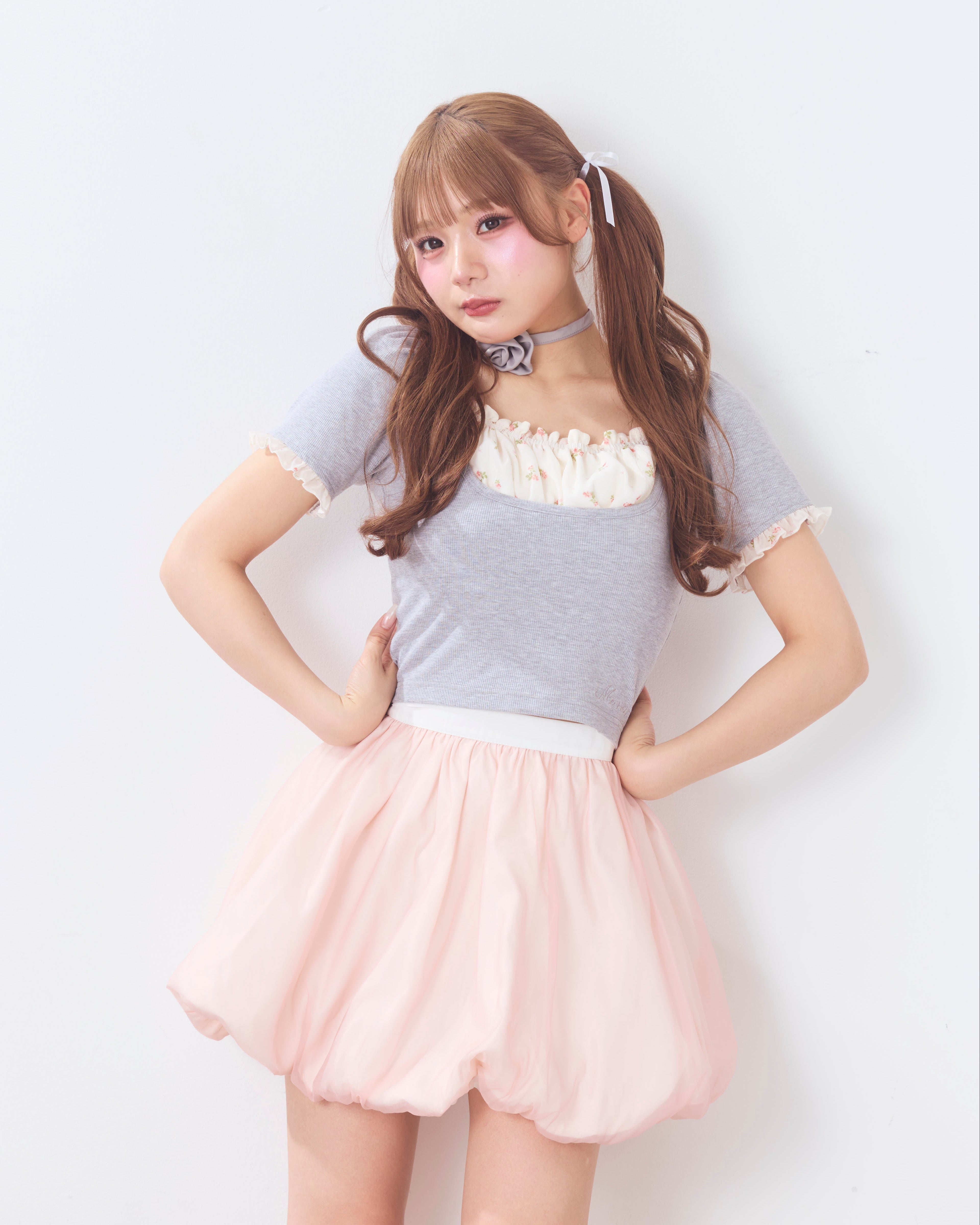 rosette choker tops