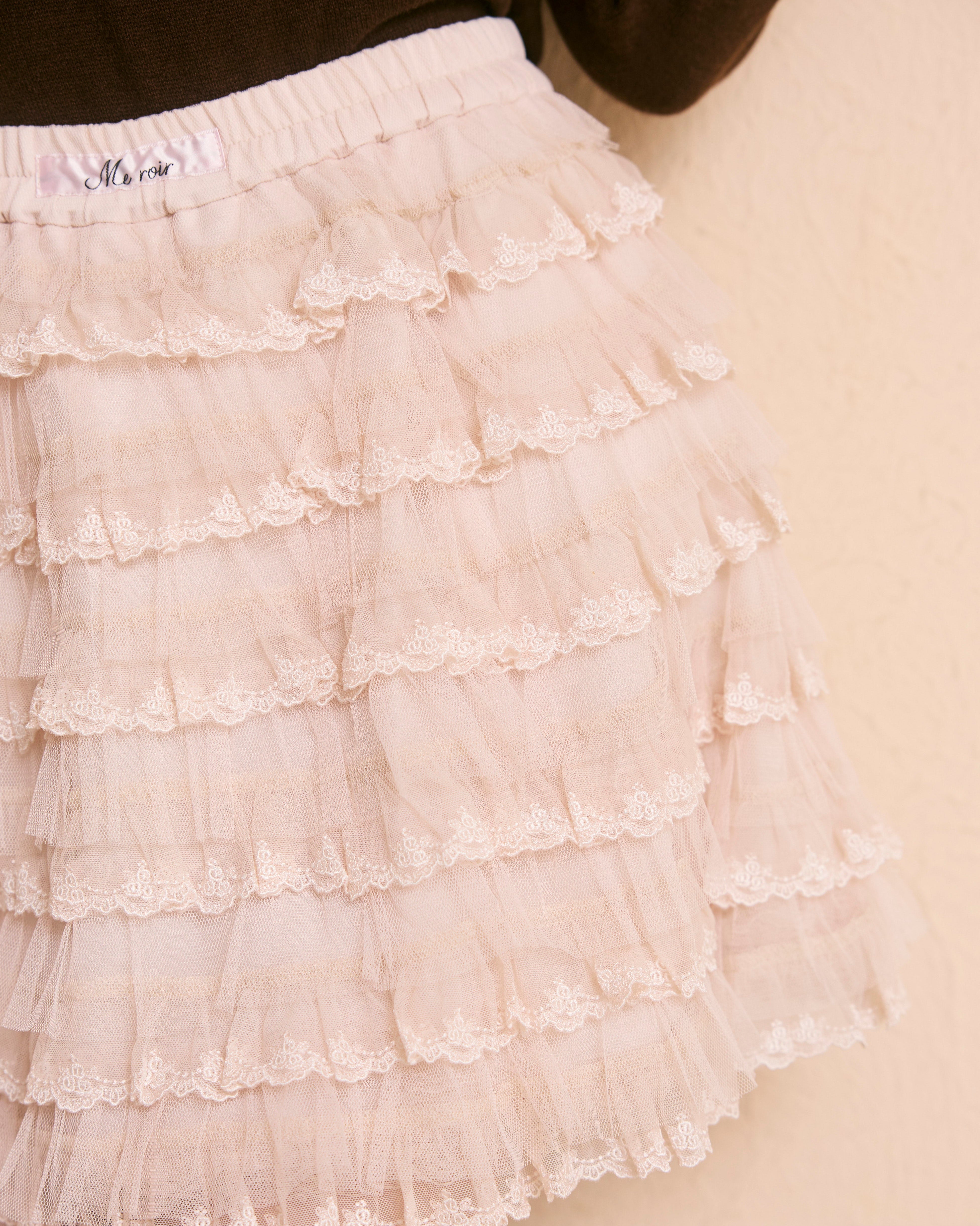 rose lace mini skirt