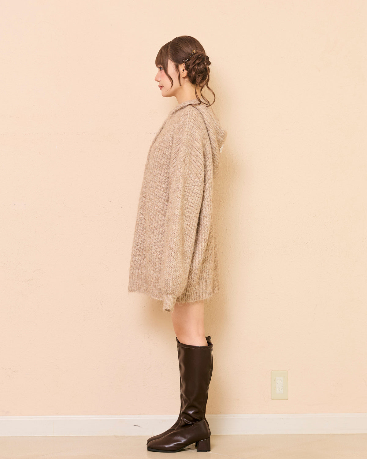 lace tag knit hoodie