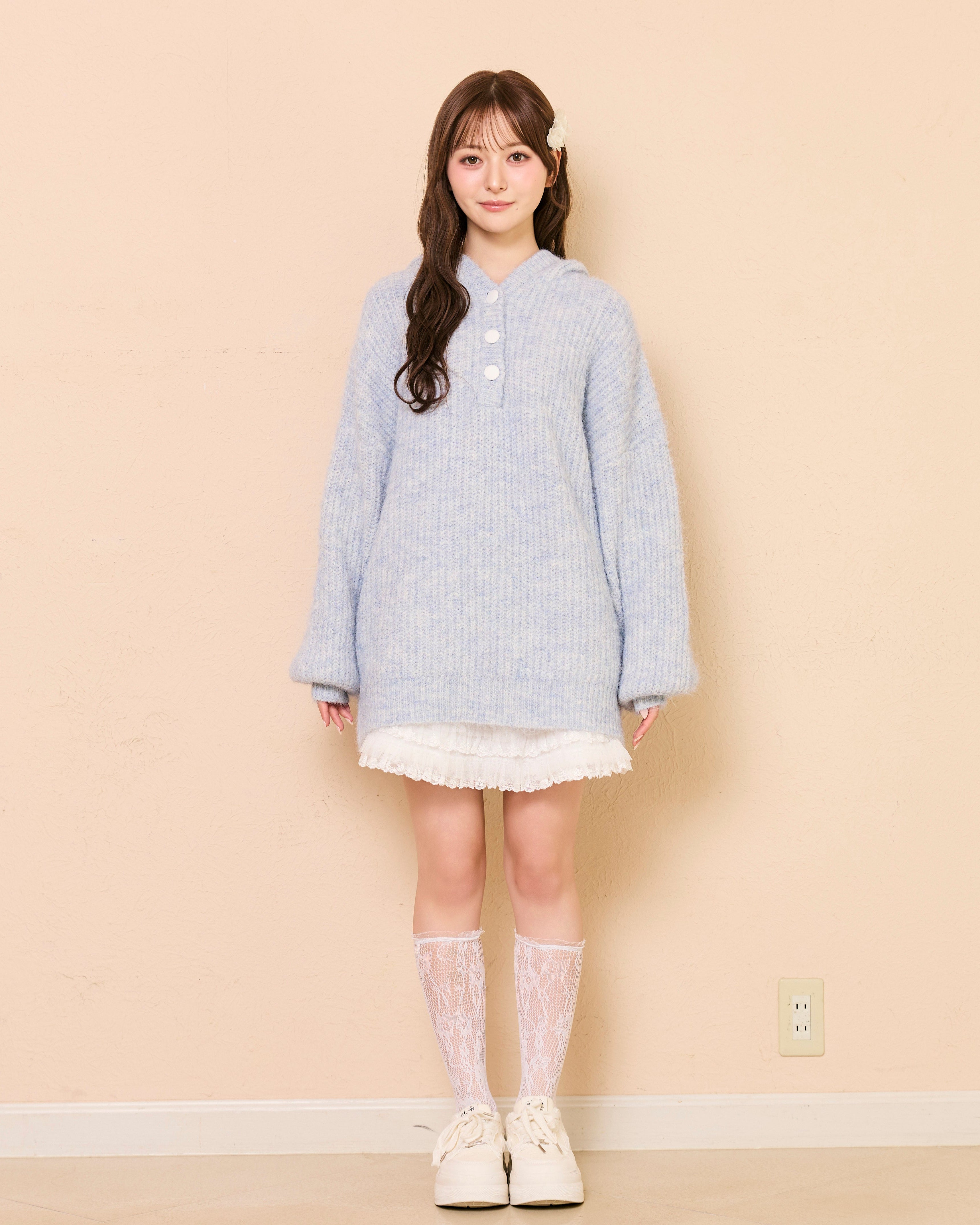 lace tag knit hoodie