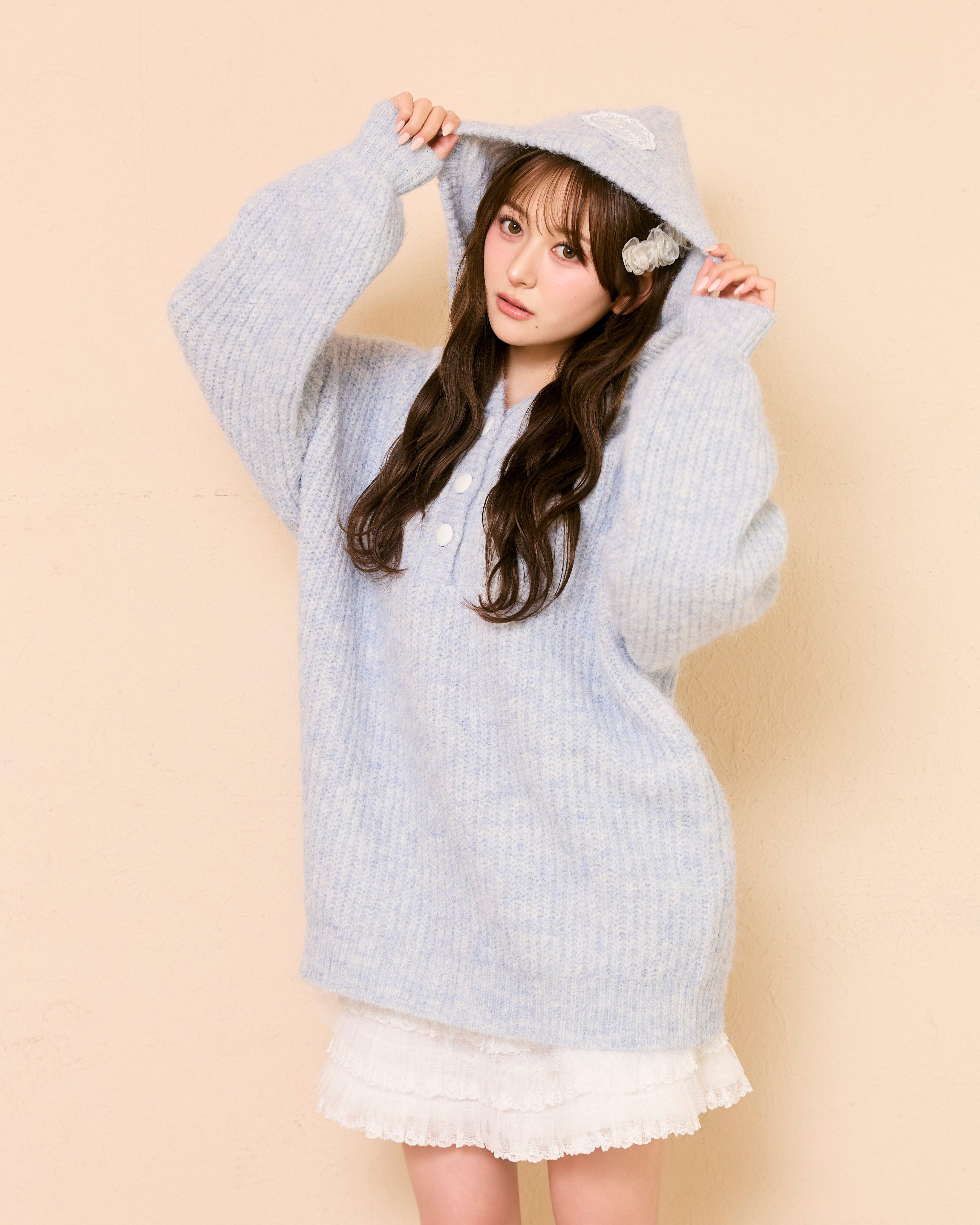 lace tag knit hoodie