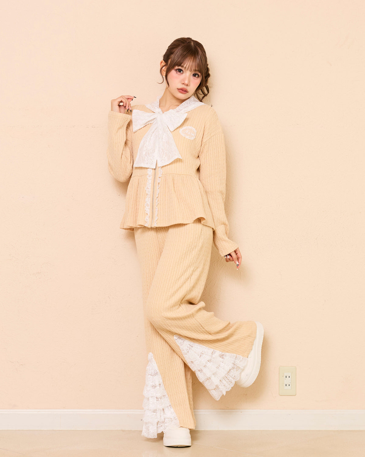 lace slit knit pants