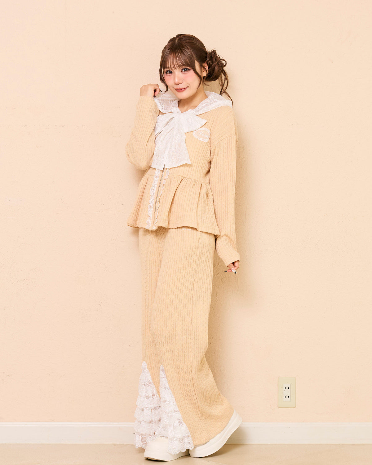 lace slit knit pants