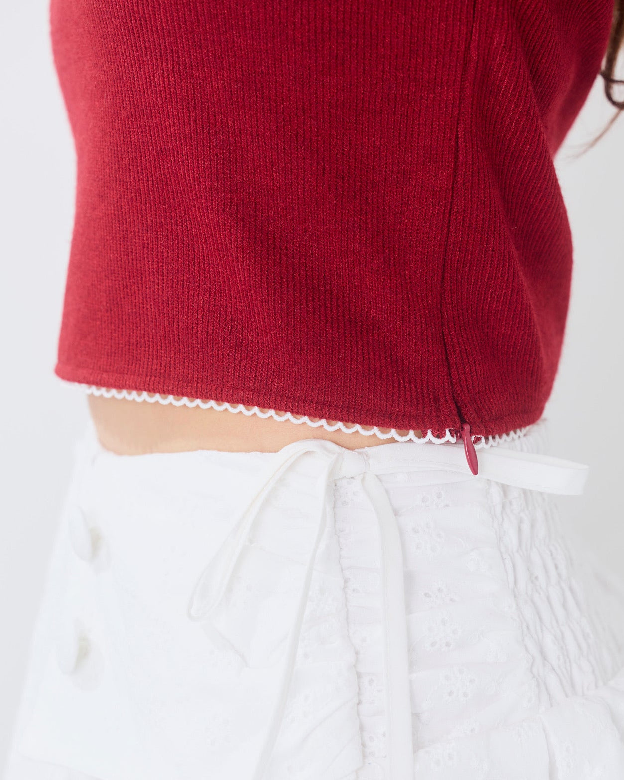 marine round collar knit tops