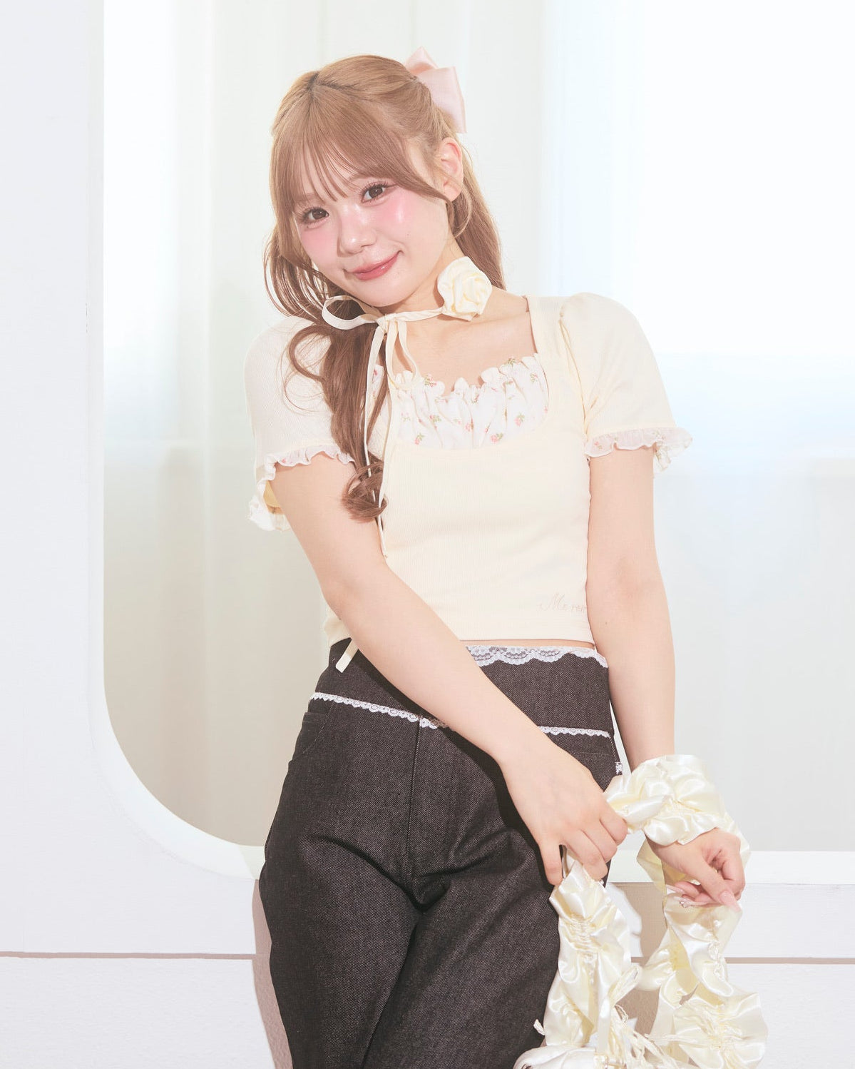 rosette choker tops