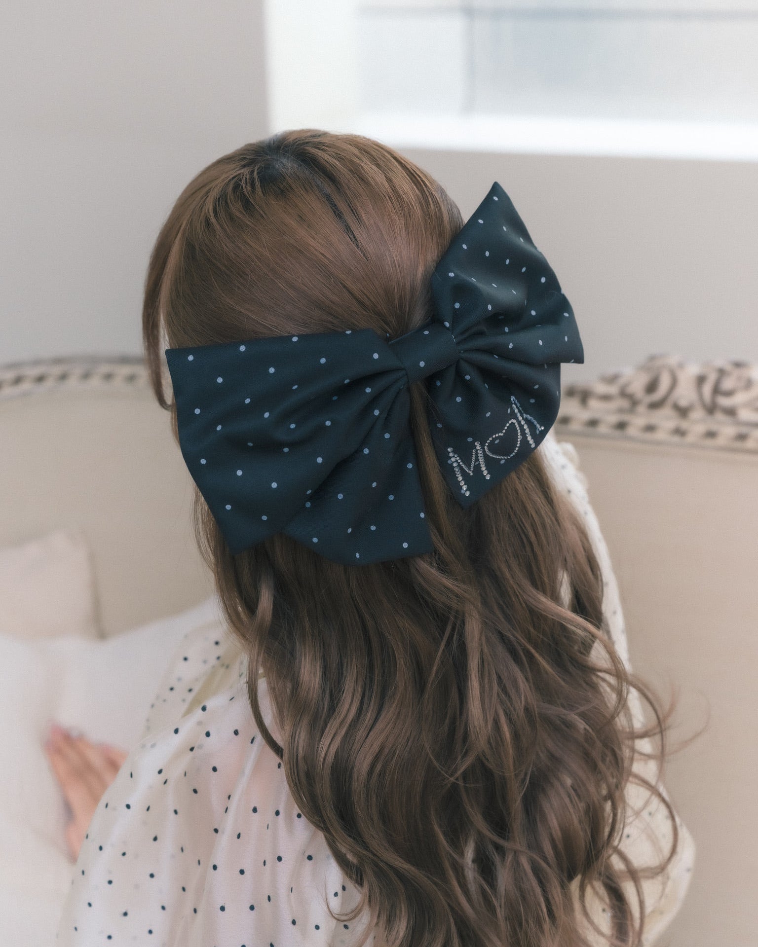logo dot ribbon barrette