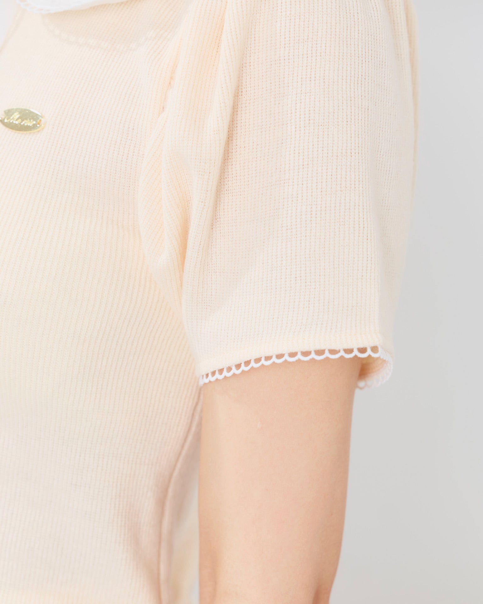 marine round collar knit tops