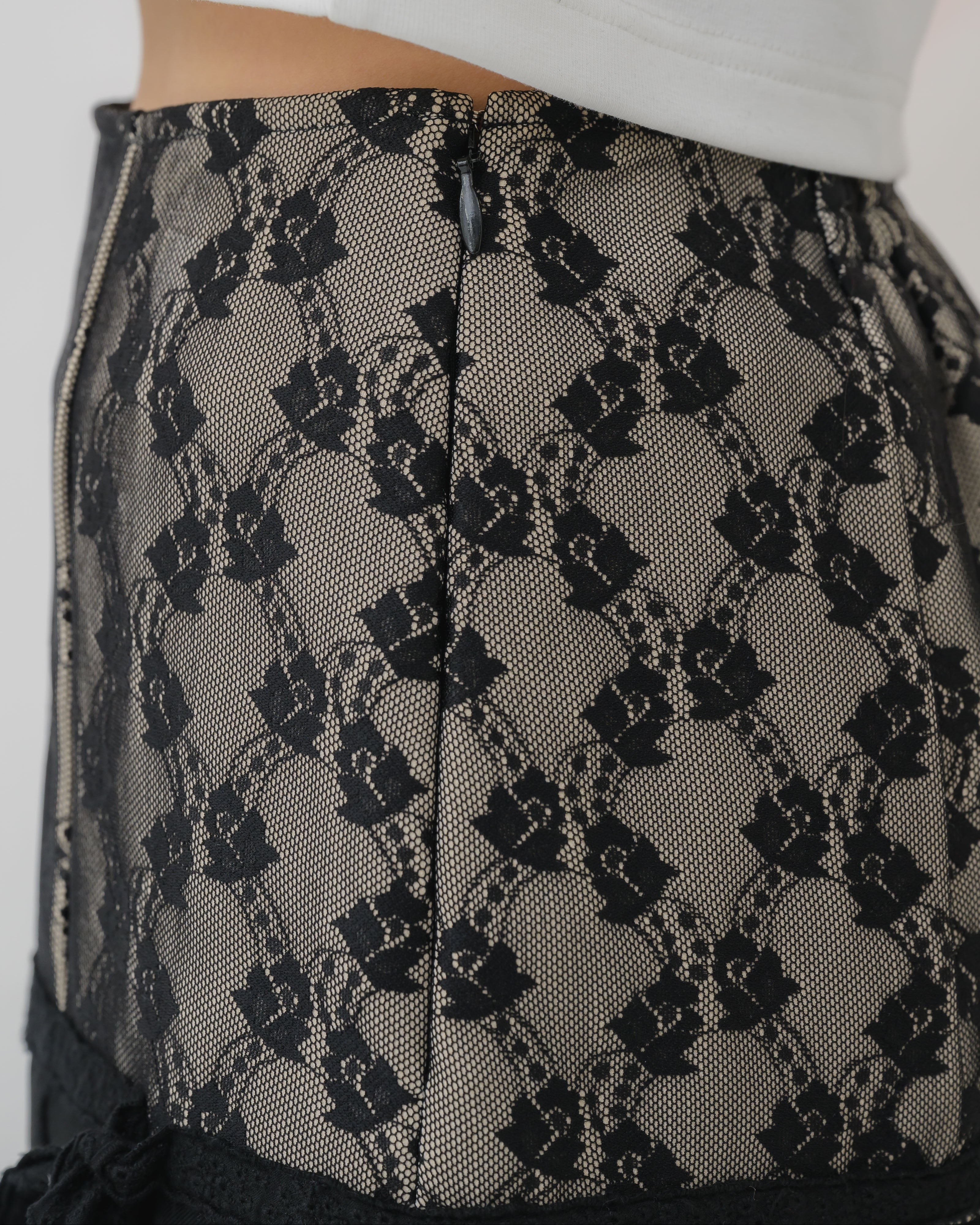 lace switching pants