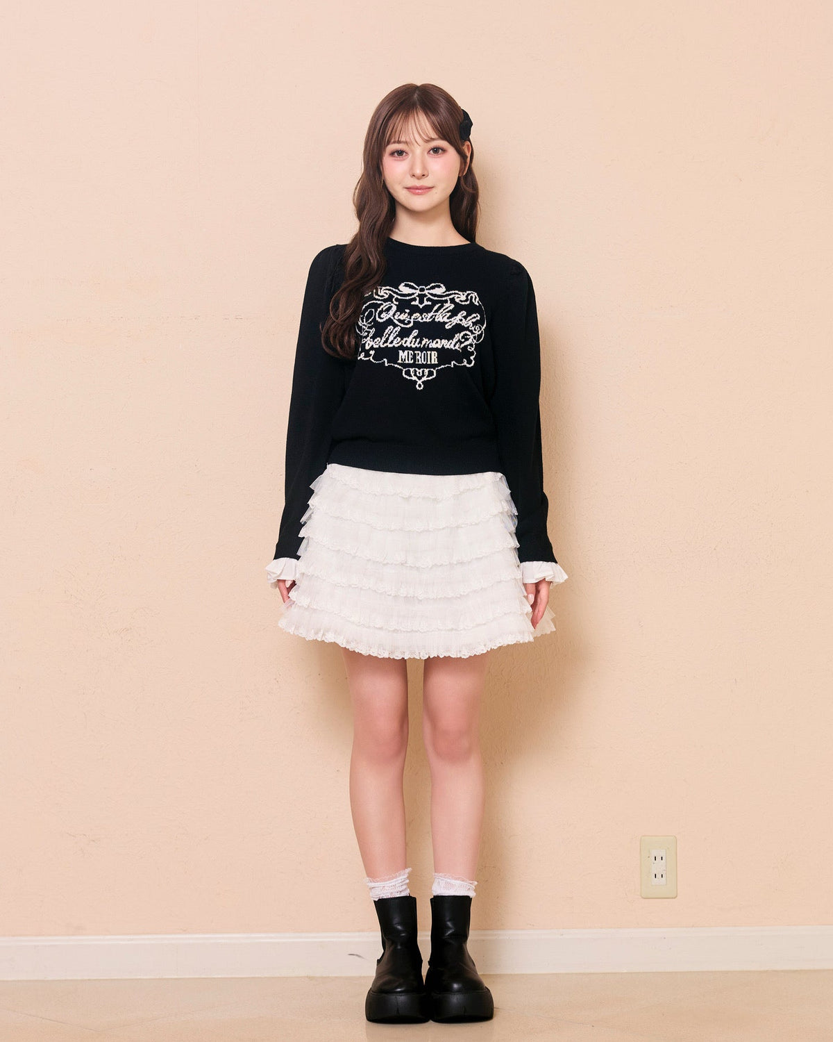 rose lace mini skirt